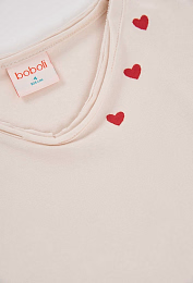 Лонгслив с сердечками от бренда Boboli