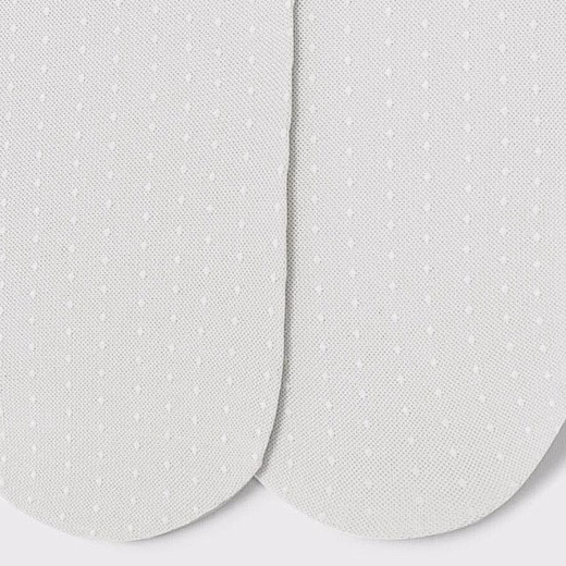 Колготки молочного цвета в горошек от бренда Mayoral