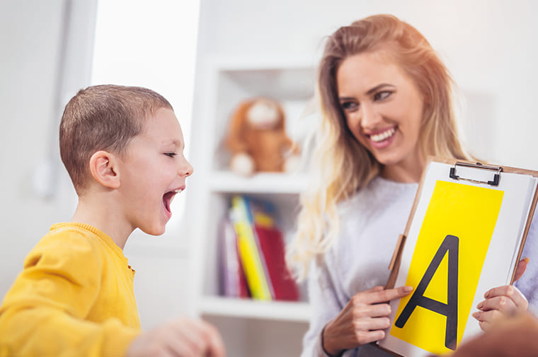 10 правил: как научить ребенка правильно говорить