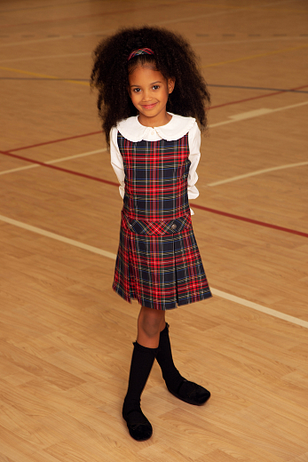 Блузка молочного цвета с манжетой на резинке от бренда Eirene