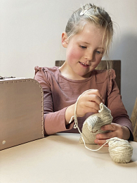 Набор для вязания "Зайчик" от бренда Egmont Toys