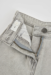 Джинсы Light Grey от бренда Boboli