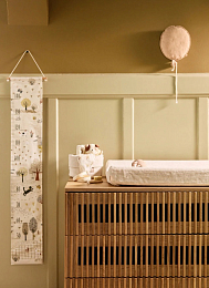 Ростомер на стену Котик в парке от бренда Jollein