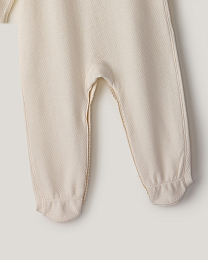 Набор комбинезонов молочного и горчичного цвета от бренда Anna Leon