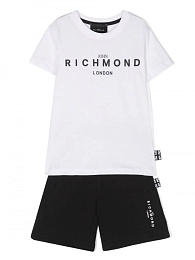 Футболка белая брендированная с черными шортами от бренда JOHN RICHMOND