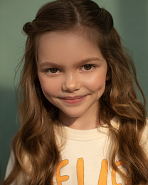 Свитшот Strawberry от бренда Tinycottons