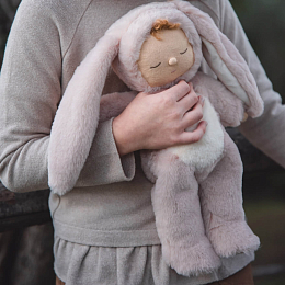 Кукла Cozy Dinkums Bunny Flopsy Rose от бренда Olli Ella