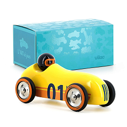 Винтажная гоночная машина желтого цвета от бренда Vilac