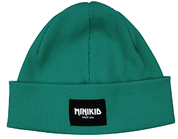 Шапка зеленого цвета с надписью от бренда MINIKID