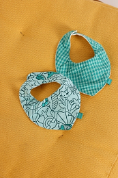 Набор нагрудный фартуков Cat and turtle от бренда Boboli