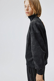 Свитшот Vibe от бренда Stormies