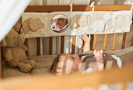 Развивающая игрушка для детской кроватки Слоники от бренда Jollein