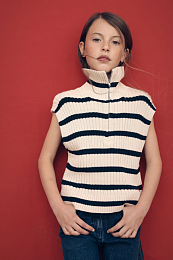 Жилетка Heart embroidery от бренда Boboli