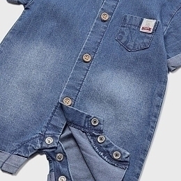 Ромпер джинсовый на кнопках с кармашком от бренда Mayoral