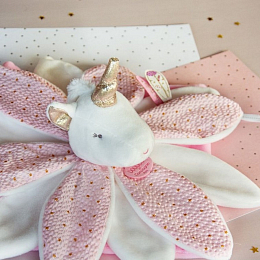 Игрушка Единорог – комфортер в подарочной коробке от бренда Doudou et Compagnie