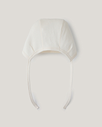 Набор чепчиков зеленого и белого цвета от бренда Anna Leon