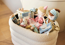 Прорезыватель силиконовый Кошечка Жили от бренда Jollein