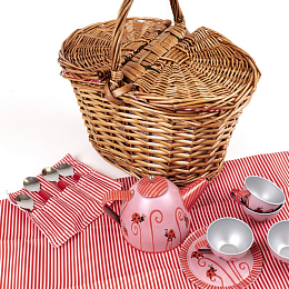 Набор посуды «Божья коровка» от бренда Egmont Toys