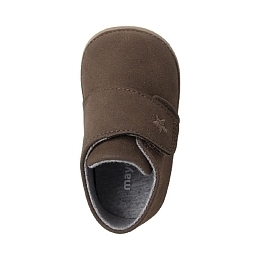 Ботинки - пинетки коричневого цвета на липе от бренда Mayoral