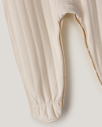 Набор комбинезонов зеленого и молочного цвета от бренда Anna Leon