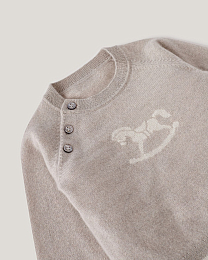 Джемпер и джоггеры бежевого цвета с принтом лошадки от бренда Anna Leon