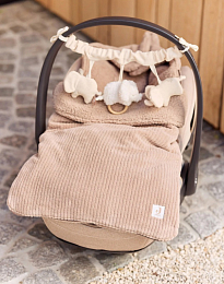 Игрушка подвесная Слоники от бренда Jollein