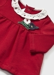 Блузка красная и клетчатые легинсы от бренда Mayoral