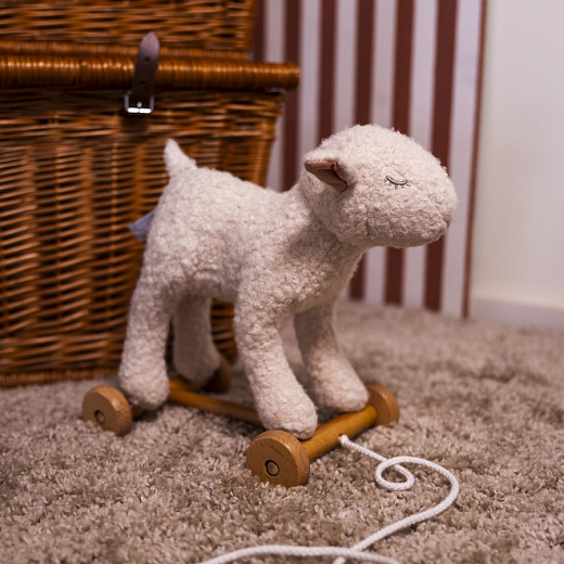 Каталка "Овечка Мэри" от бренда Egmont Toys