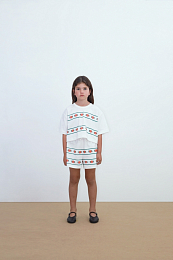 Футболка-кроп Roses от бренда Tinycottons Белый