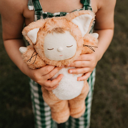 Текстильная кукла Cozy Dinkum Tabby Cat Jinx от бренда Olli Ella