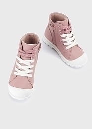 Ботинки грубые розового цвета от бренда Mayoral