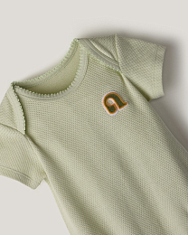 Набор боди из фактурной ткани с коротким рукавом от бренда Anna Leon