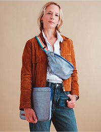 Футляр для ноутбука Navy Iridiscent от бренда Caramel et Cie