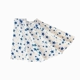 Пеленка с голубыми звездами от бренда Noe&Zoe