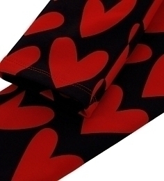 Легинсы черного цвета с принтом сердец от бренда Original Marines