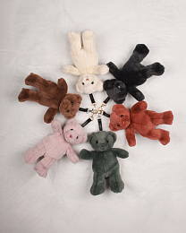 Брелок Мишка черного цвета от бренда Doudou et Compagnie