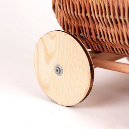 Коляска для кукол плетеная от бренда Egmont Toys