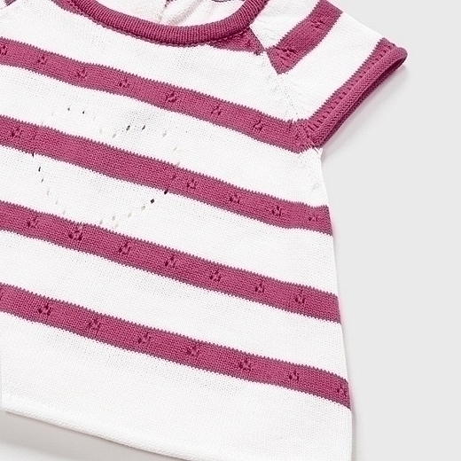 Комплект футболка в полоску и розовые блумеры от бренда Mayoral