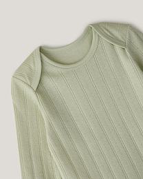 Комплект лонгслив и брюки из фактурной ткани Green от бренда Anna Leon