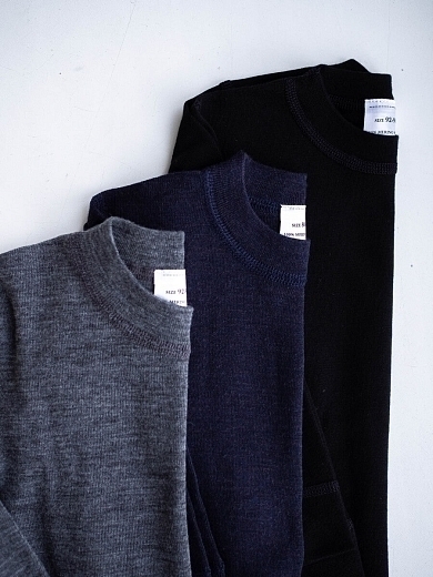 Комплект серого цвета лонгслив + легинсы от бренда Wool&cotton
