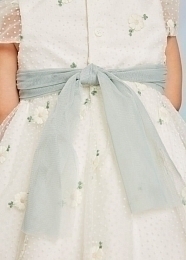 Платье с цветочной вышивкой от бренда Abel and Lula