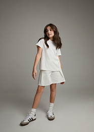 Шорты молочного цвета от бренда NOT A TOY