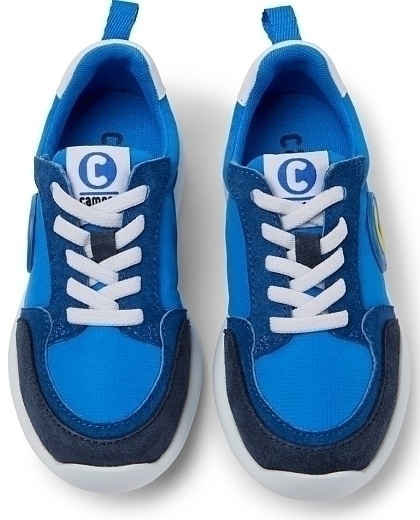 Кроссовки ярко-синего цвета от бренда Camper
