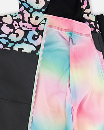 Куртка, флисовая кофта и штаны радужных цветов от бренда Deux par deux