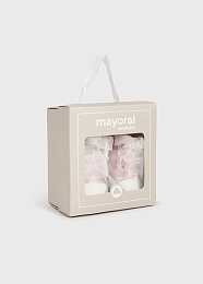 Кеды нежно-розовые с белыми сердечками от бренда Mayoral