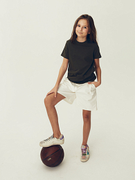 Шорты молочного цвета от бренда NOT A TOY